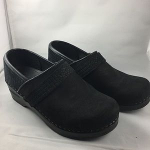 Sanita Black Suede Professional Clog Size 36 EUC